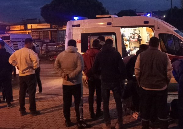 AYVALIK’TA TRAFİK KAZASI, 2 YARALI