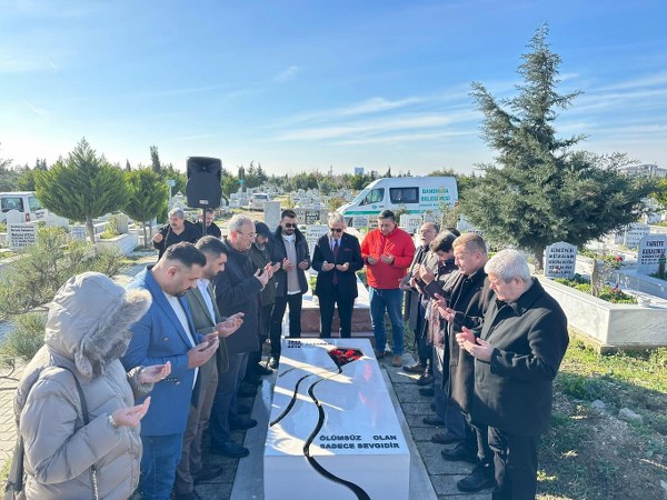 Tunç Başaran Mezarı Başında Anıldı