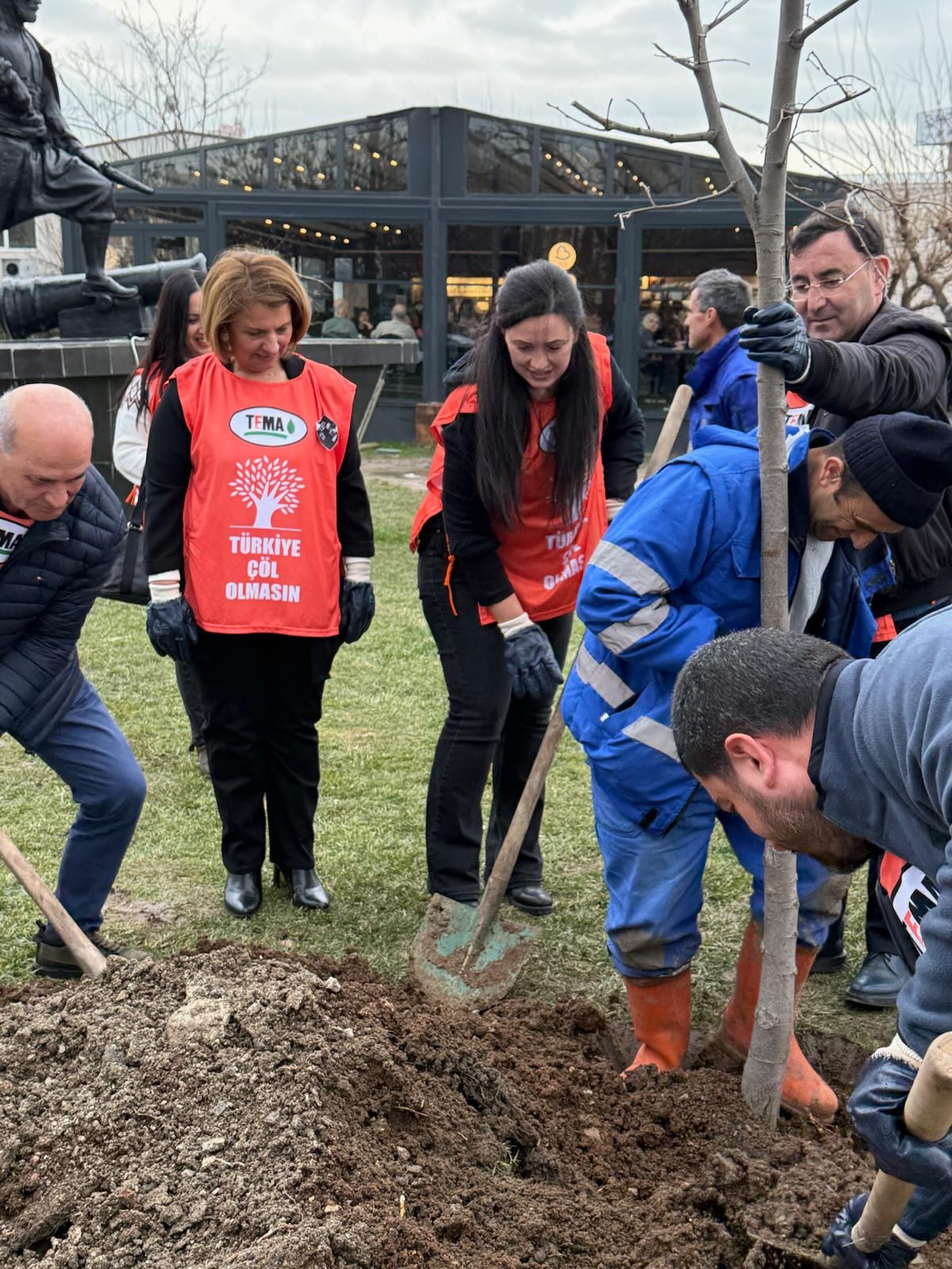 TEMA Vakfı’nın Onursal Başkanları Anıldı 3 29075bee 6249 4986 b87f 801c7975be37