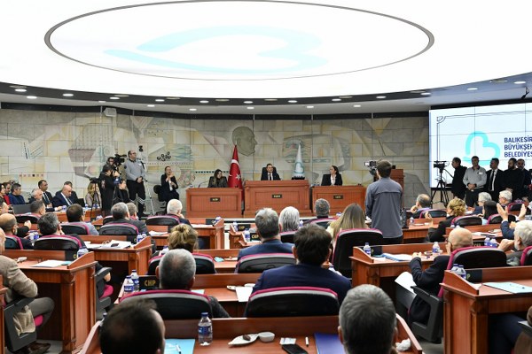 Ahmet Akın; Mensubu olduğum parti Cumhuriyet Halk Partisi’dir”