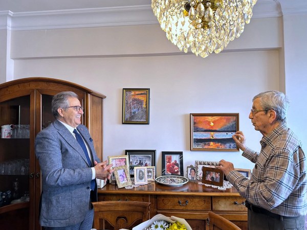 Duayen Gazeteciler Evinde Ziyaret Edildi