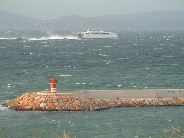 Topal Hizmet deniz Otobüsü