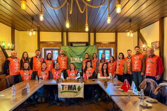 e5d5c8c4 4179 4a92 93d9 38780f1d16ff