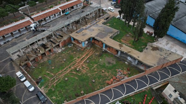 BELEDİYE EKİPLERİ SAHADA: ÇALIŞMALAR ARALIKSIZ SÜRÜYOR 7 BELEDİYE EKİPLERİ SAHADA ÇALIŞMALAR ARALIKSIZ SÜRÜYOR