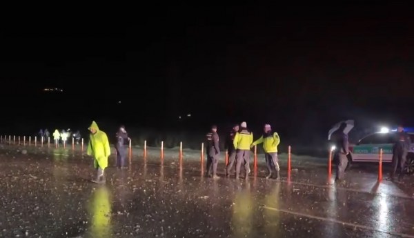 Balıkesir'de F-16 Düştü 2 Balıkesir'de F-16 Düştü