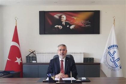 Burhaniye’de Akşam Ezanı 3 Dakika Erken Okundu; Müftülük “Kaza Etmeye Gerek Yok”