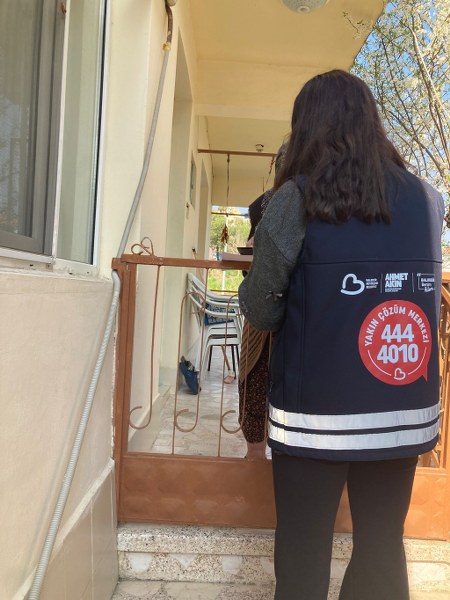 Balıkesir'de bin 133 Mahallede Kapı Kapı Hizmet 2 Balıkesir'de 1133 Mahallede Kapı Kapı Hizmet