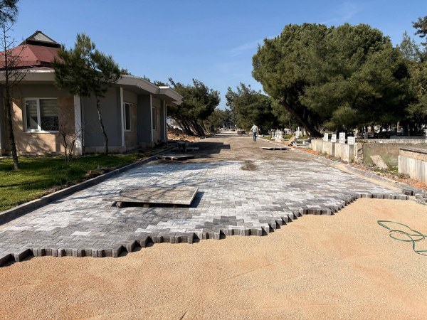 Bandırma’da belediye çalışmaları sürüyor