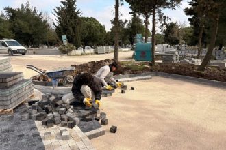 Bandırma’da belediye ekiplerinden yoğun mesai