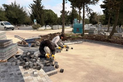 Bandırma’da belediye ekiplerinden yoğun mesai