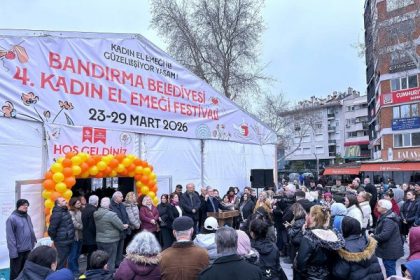 Bandırma’da kadın emeği festivali yoğun ilgi gördü