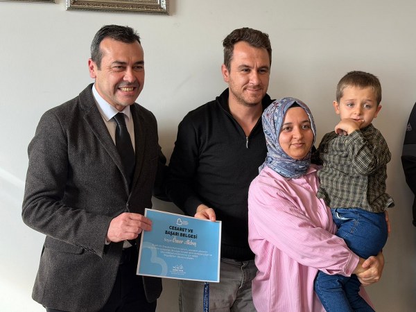 Başkan Akın’ın hipoterapi projesiyle 45 özel öğrenci sertifika aldı 3 Başkan Akın’ın hipoterapi projesiyle 45 özel öğrenci sertifika aldı