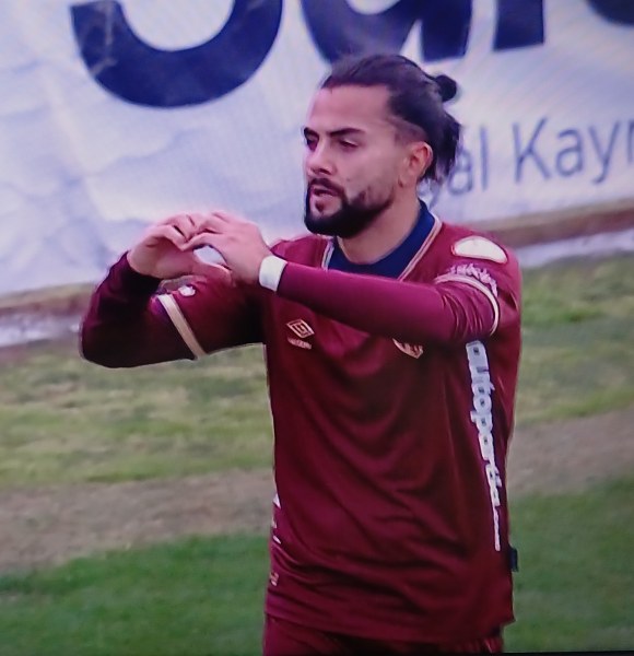 ÜMRANİYESPOR’DAN 3 ALTIN PUAN