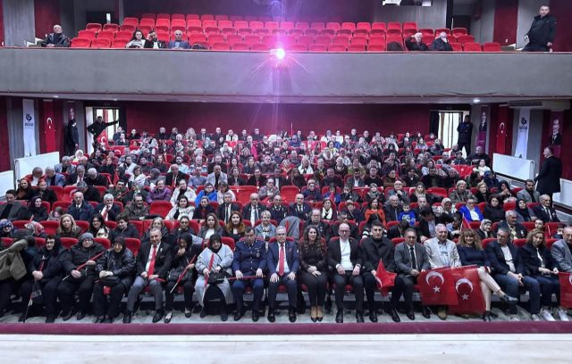 Bandırma’da duygu dolu gece: “Şahit Olanlar belgeseli” izleyiciyle buluştu