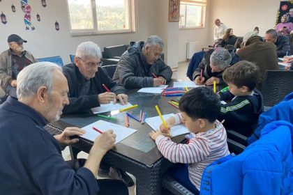 Minik Kalplerden Büyük Çınarlara Anlamlı Ziyaret