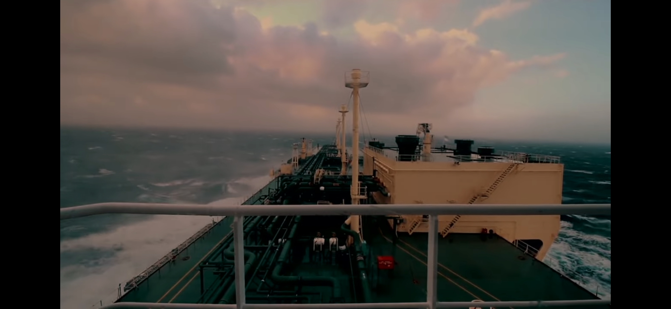 LNG arzı alarm veriyor: Körfez sevkiyatlarının ardından küresel enerji krizi kapıda 4 Screenshot 20260323 011529 YouTube