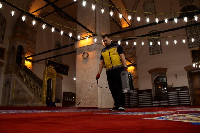 buyuksehir cami ve mezarliklari bayram ziyaretine hazirliyor 5 medium
