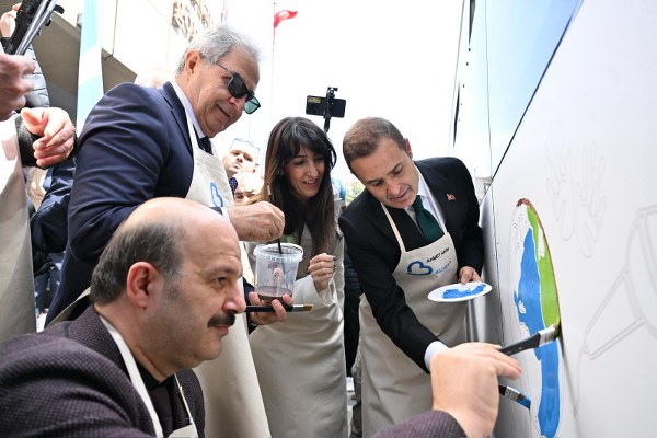 Akın: “Sanat, insanı insana yaklaştırır” 4 Akın: “Sanat, insanı insana yaklaştırır”