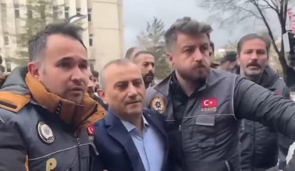 Bandırma eski kaymakamı Sonel adliyeye sevk edildi