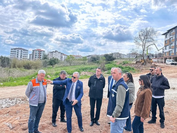 Bandırma'da Başkan Mirza saha incelemelerine başladı 3 Bandırma'da Başkan Mirza saha incelemelerine başladı