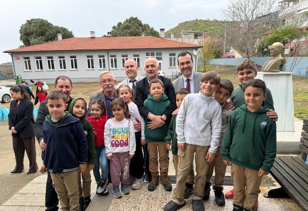 Başkan Akın’dan kırsaldaki çocuklara 23 Nisan hediyesi