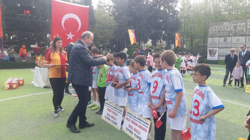 Bandırma’da İlkokullar Arası Ulusal Egemenlik Kupası İçin Geri Sayım 4 Bandırma’da İlkokullar Arası Ulusal Egemenlik Kupası İçin Geri Sayım