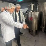 Tarım Bakanı Yumaklı, Ayvalık zeytinyağı üretimini yerinde inceledi