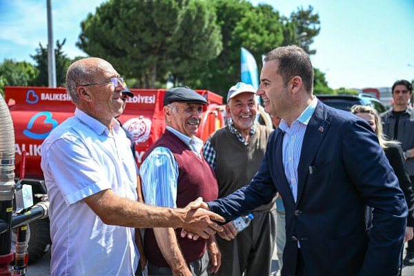 Balıkesir Büyükşehir’den Kırsala 50 Yeni Yangın Tankeri 3 Balıkesir Büyükşehir’den Kırsala 50 Yeni Yangın Tankeri