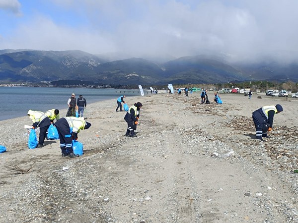 Balıkesir’de Kıyı Temizliği 2 Balıkesir’de Kıyı Temizliği