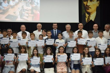  Gönen TECH10’da 288 Öğrenci Mezuniyet Sevinci Yaşadı